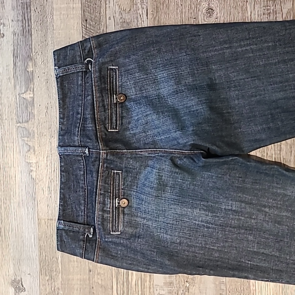Ann Taylor Modern Fit Lindsay Waist | Dark Wash Size 4 Jeans - Picture 3 of 8